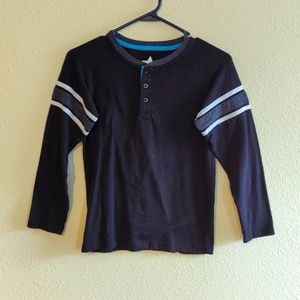 Boy's 365 Kids by Garanimals Long Sleeve T-shirt. Size 8. New Condition.